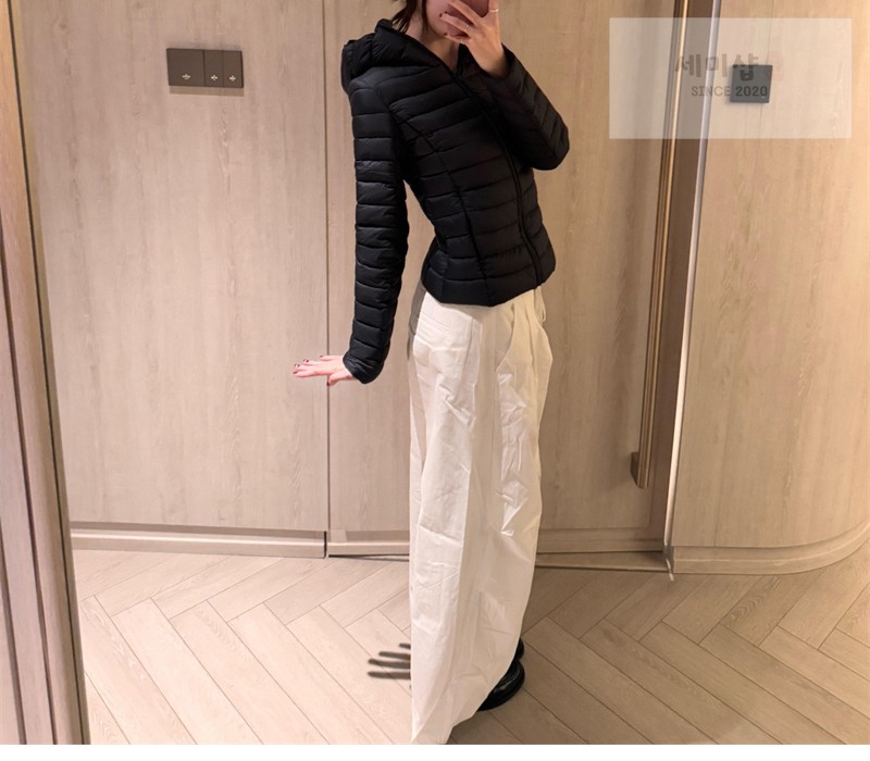 Moncler 몽클레어 Igel 아게 후드 숏 다운 자켓 블랙 의류 6번 이미지