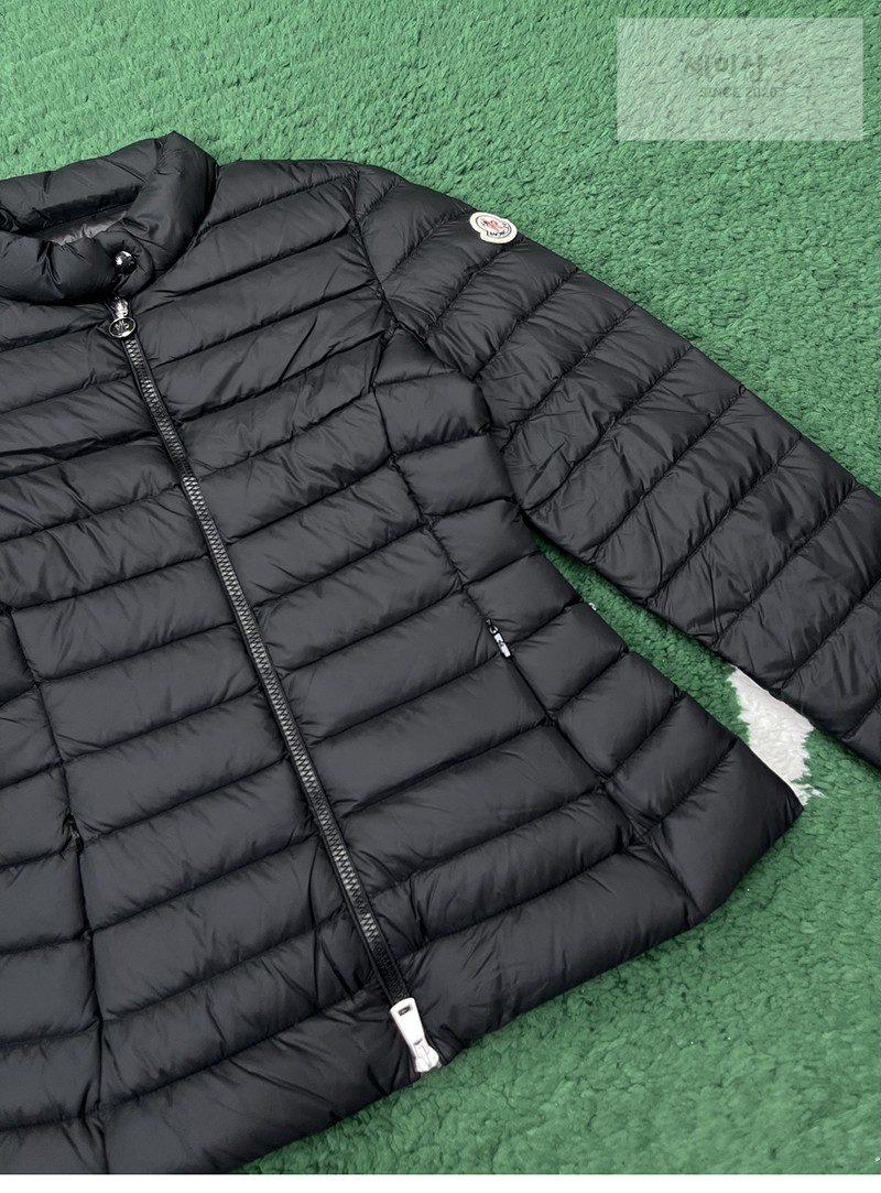 Moncler 몽클레어 Igelle 이겔 숏 다운 자켓 블랙 의류 9번 이미지