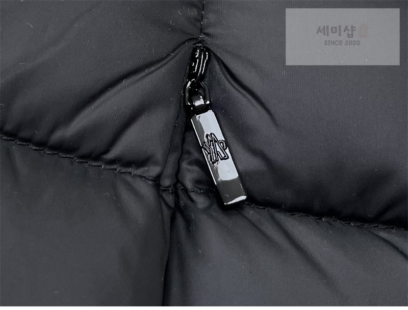 Moncler 몽클레어 Igelle 이겔 숏 다운 자켓 블랙 의류 12번 이미지