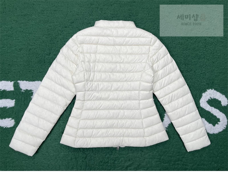 Moncler 몽클레어 Igelle 이겔 숏 다운 자켓 블랙 의류 19번 이미지