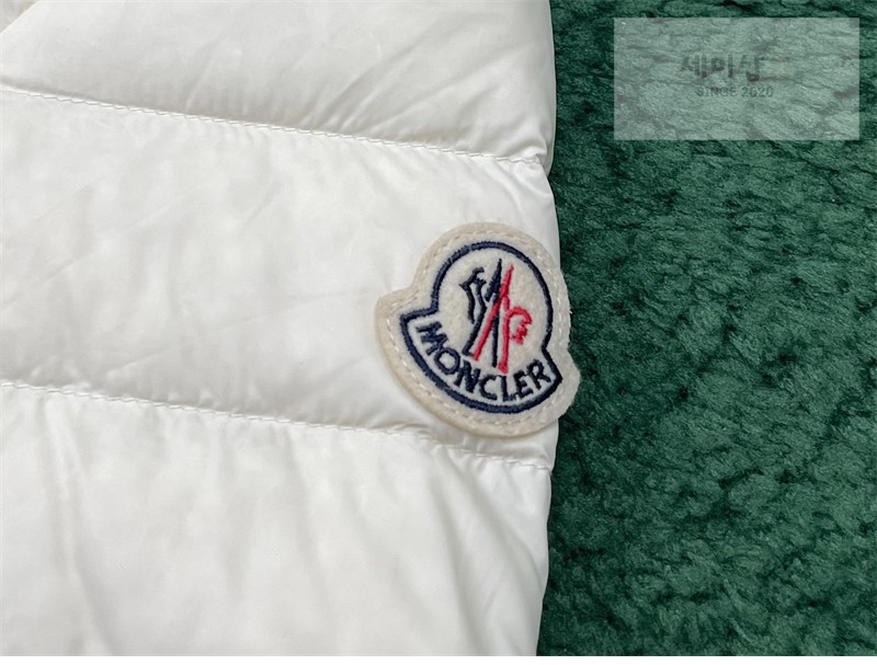 Moncler 몽클레어 Igelle 이겔 숏 다운 자켓 블랙 의류 22번 이미지