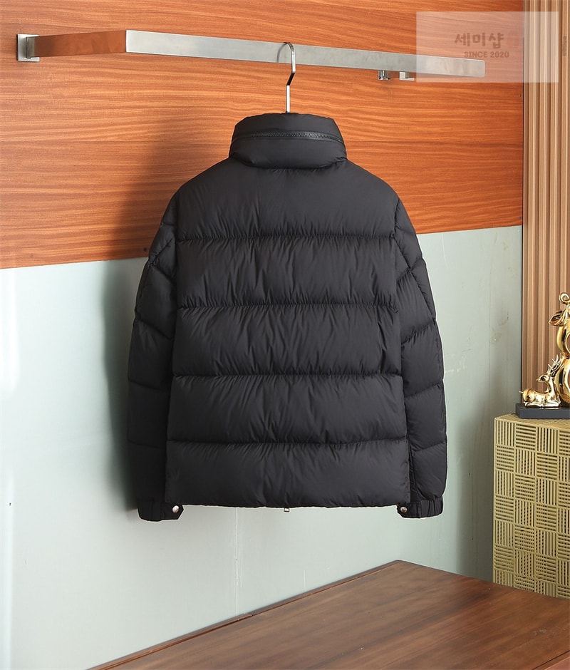 Moncler 몽클레어 Katmai 카트마이 숏 다운 패딩 자켓 의류 2번 이미지
