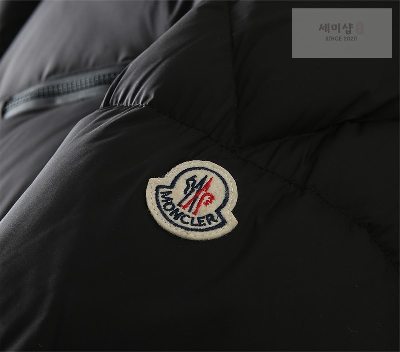 Moncler 몽클레어 Katmai 카트마이 숏 다운 패딩 자켓 의류 7번 이미지