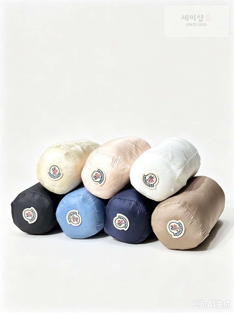 Moncler 몽클레어 Lans 란스 패커블 숏 다운 자켓 화이트 의류 11번 이미지
