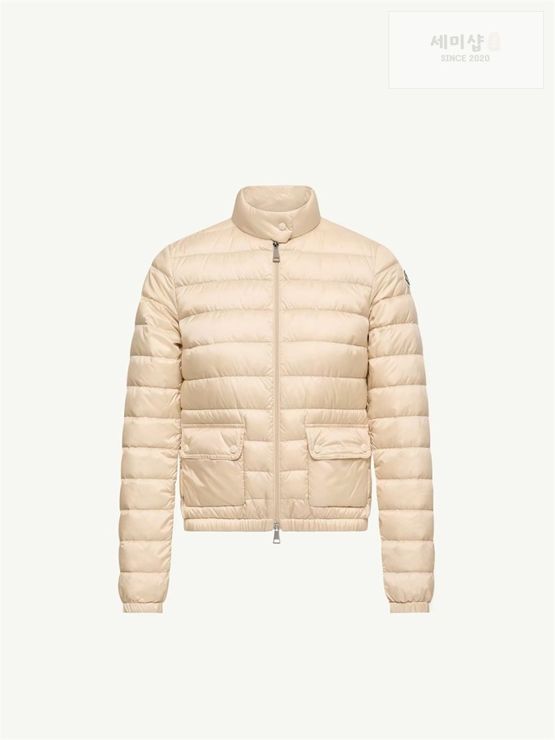 Moncler 몽클레어 Lans 란스 패커블 숏 다운 자켓 화이트 의류 28번 이미지