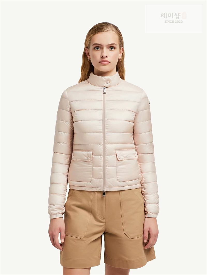 Moncler 몽클레어 Lans 란스 패커블 숏 다운 자켓 화이트 의류 33번 이미지