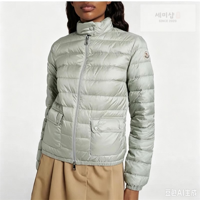 Moncler 몽클레어 Lans 란스 패커블 숏 다운 자켓 화이트 의류 36번 이미지