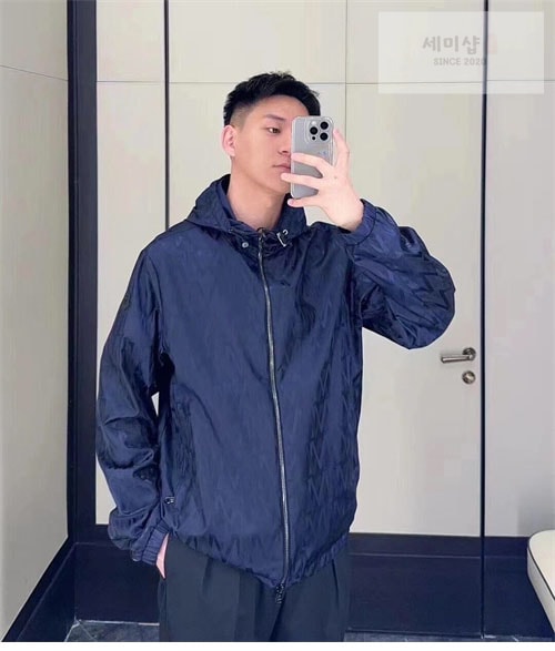 Moncler 몽클레어 Lepontine 레포틴 리버시블 바람막이 자켓 의류 15번 이미지