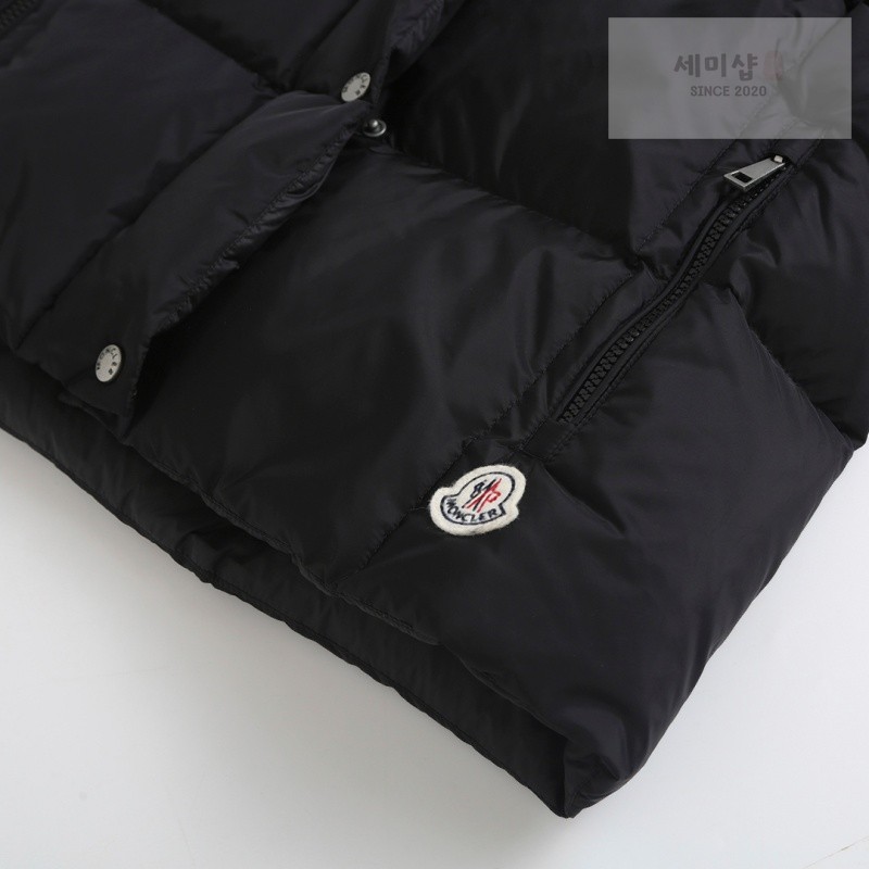 Moncler 몽클레어 Macareux 마카레우 다운 후드 베스트 의류 9번 이미지