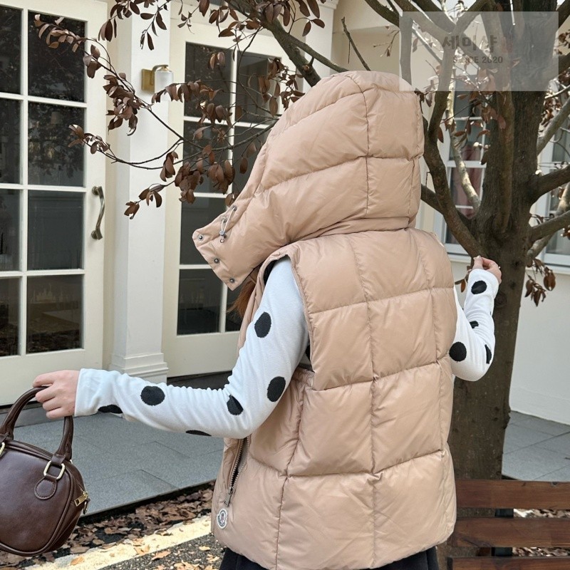 Moncler 몽클레어 Macareux 마카레우 다운 후드 베스트 의류 33번 이미지