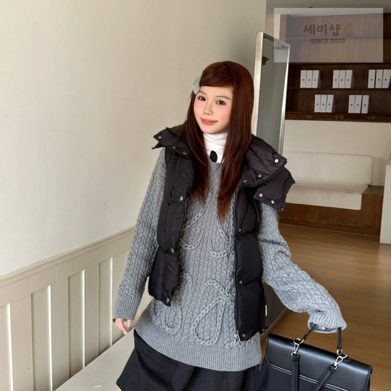 Moncler 몽클레어 Macareux 마카레우 다운 후드 베스트 의류 39번 이미지