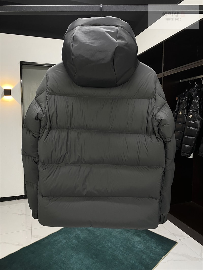Moncler 몽클레어 Madeira 마데이라 숏 다운 패딩 자켓 블랙 의류 10번 이미지