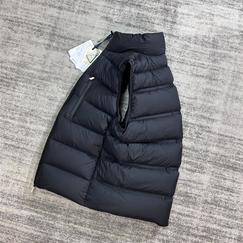 Moncler 몽클레어 Matt 매트 다운 패딩 베스트 조끼 그린 의류 12번 이미지
