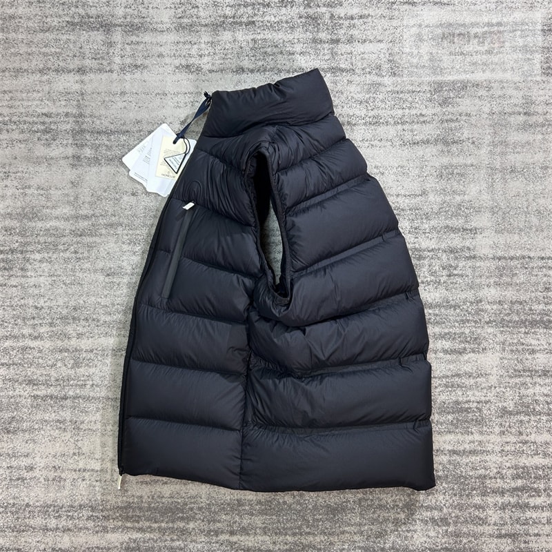 Moncler 몽클레어 Matt 매트 다운 패딩 베스트 조끼 그린 의류 21번 이미지