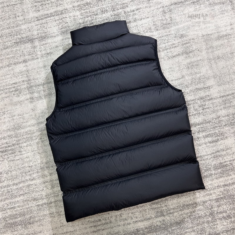 Moncler 몽클레어 Matt 매트 다운 패딩 베스트 조끼 그린 의류 22번 이미지