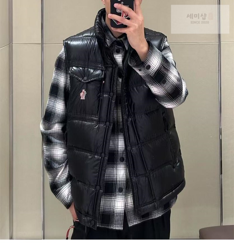 Moncler 몽클레어 Nantu 난투 다운 패딩 베스트 조끼 블랙 의류 5번 이미지