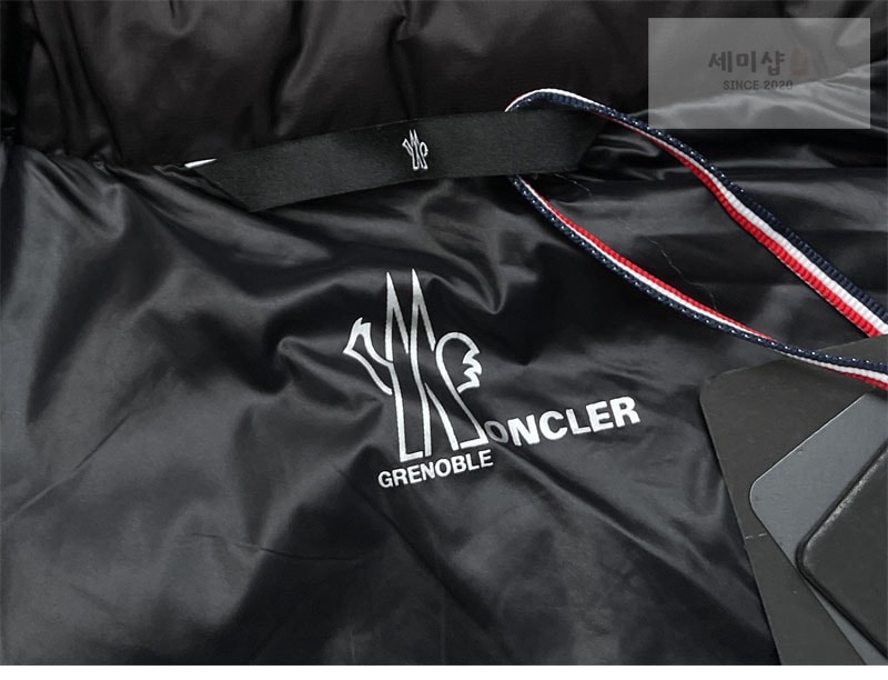 Moncler 몽클레어 Nantu 난투 다운 패딩 베스트 조끼 블랙 의류 15번 이미지