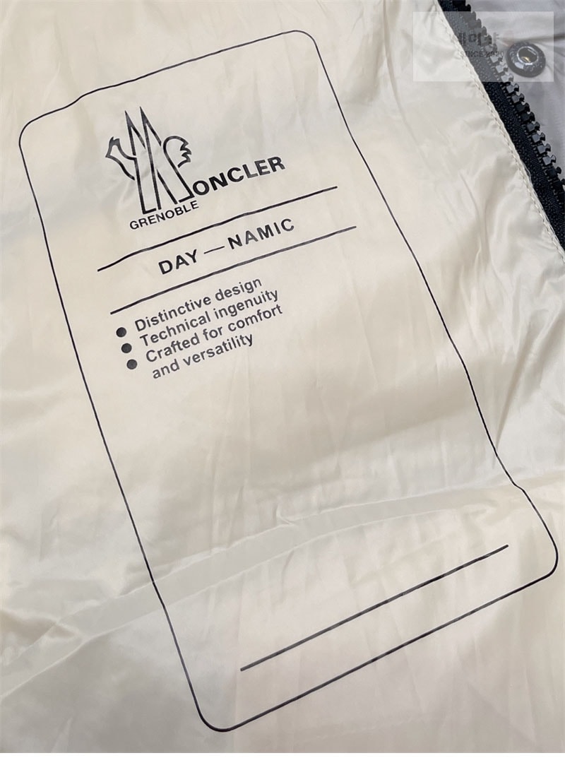 Moncler 몽클레어 Nantu 난투 다운 패딩 베스트 조끼 블랙 의류 24번 이미지