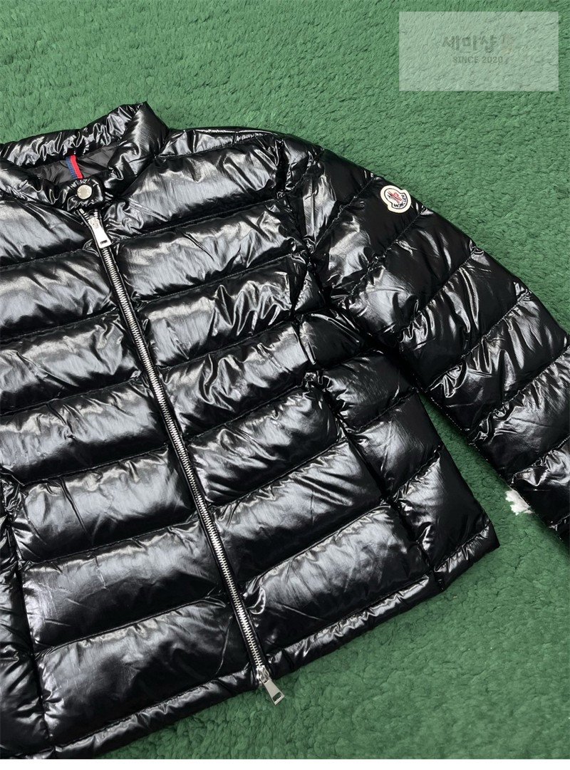 Moncler 몽클레어 Papillon 빠삐용 숏 다운 자켓 블랙 의류 9번 이미지