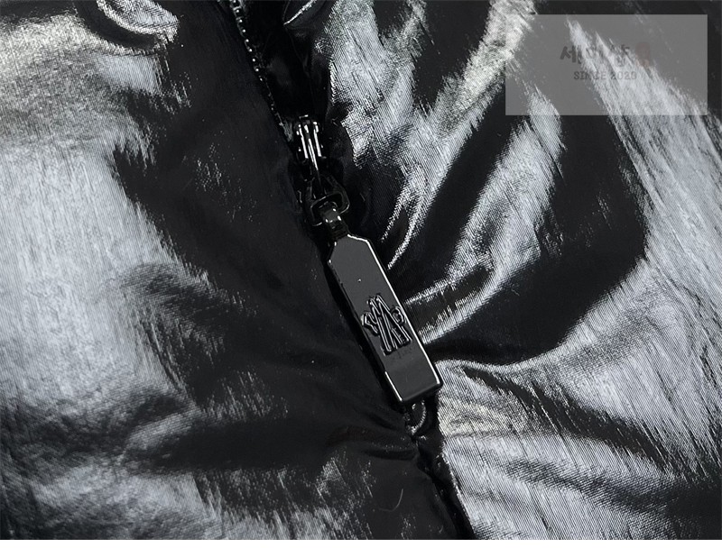 Moncler 몽클레어 Papillon 빠삐용 숏 다운 자켓 블랙 의류 12번 이미지