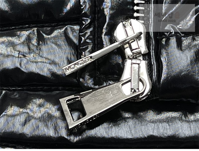 Moncler 몽클레어 Papillon 빠삐용 숏 다운 자켓 블랙 의류 14번 이미지