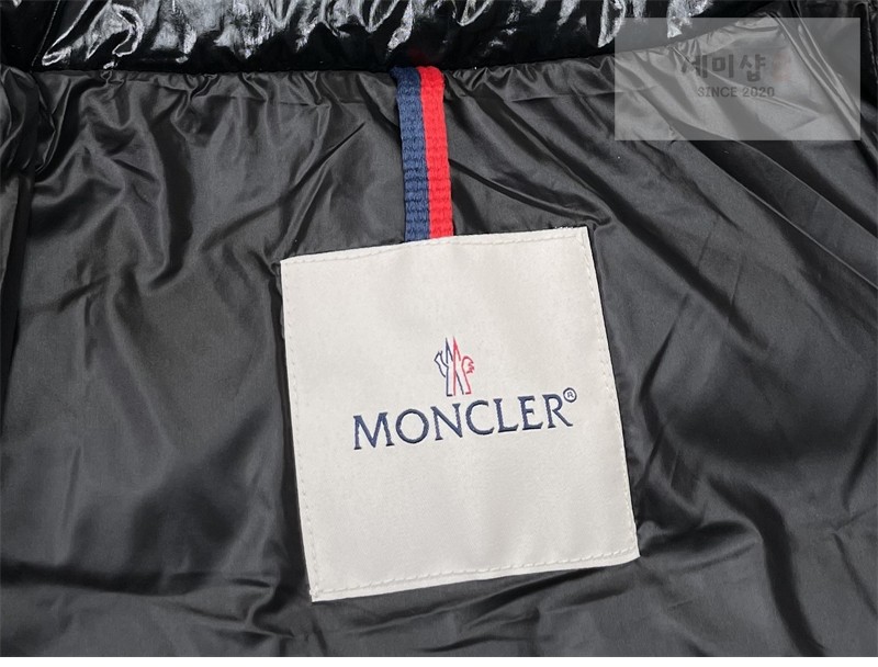 Moncler 몽클레어 Papillon 빠삐용 숏 다운 자켓 블랙 의류 16번 이미지