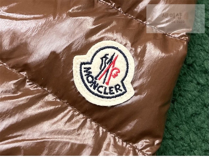 Moncler 몽클레어 Papillon 빠삐용 숏 다운 자켓 블랙 의류 21번 이미지