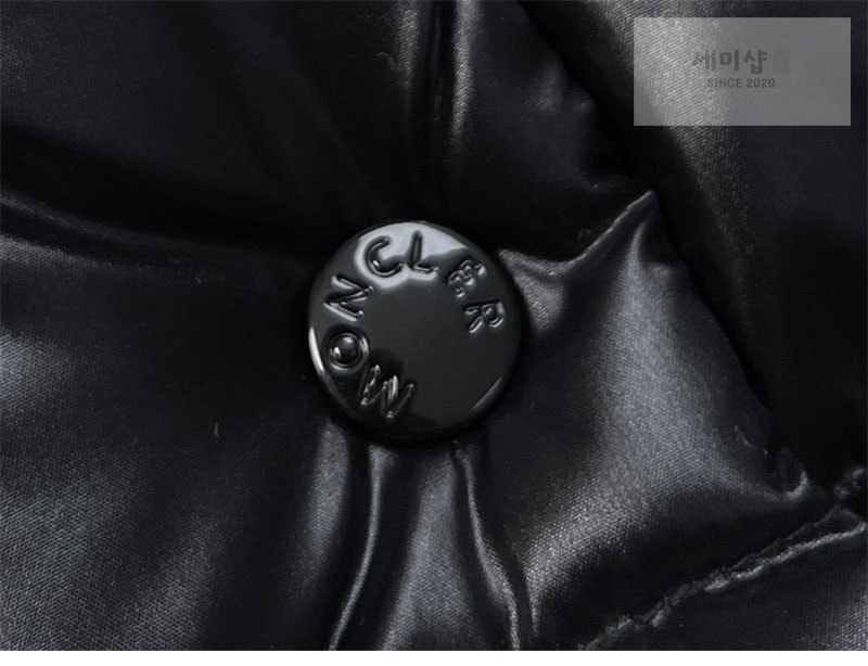 Moncler 몽클레어 Parana 파라나 후드 숏 다운 패딩 자켓 블랙 의류 10번 이미지