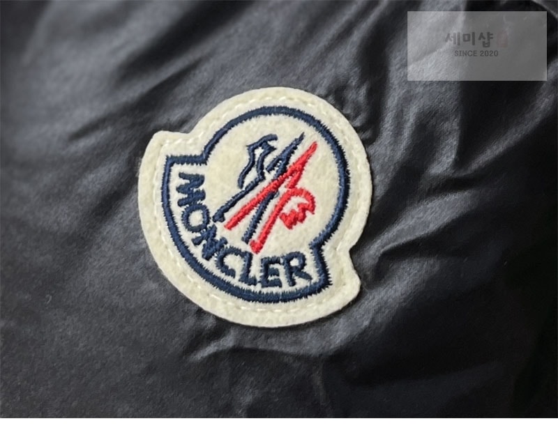 Moncler 몽클레어 Parana 파라나 후드 숏 다운 패딩 자켓 블랙 의류 11번 이미지