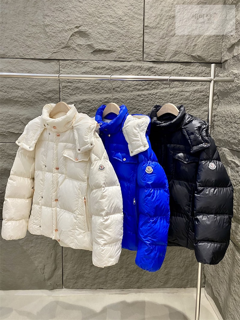 Moncler 몽클레어 Serfanto 세르판토 후드 숏 다운 패딩 자켓 블랙 의류 18번 이미지
