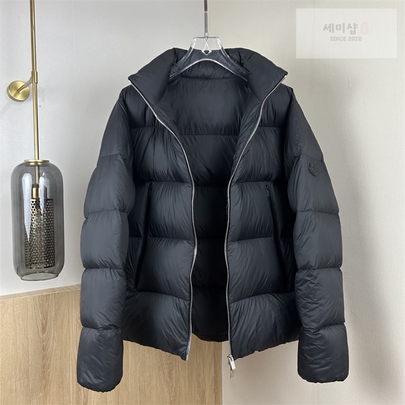 Moncler 몽클레어 Tarn 타른 숏 다운 패딩 자켓 의류 1번 이미지