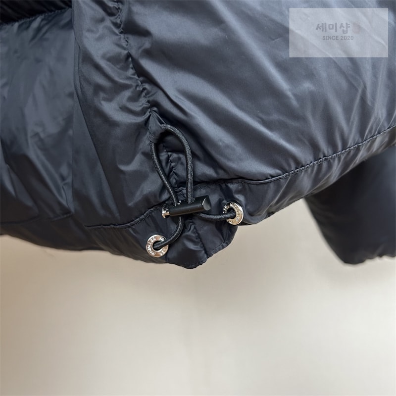 Moncler 몽클레어 Tarn 타른 숏 다운 패딩 자켓 의류 10번 이미지