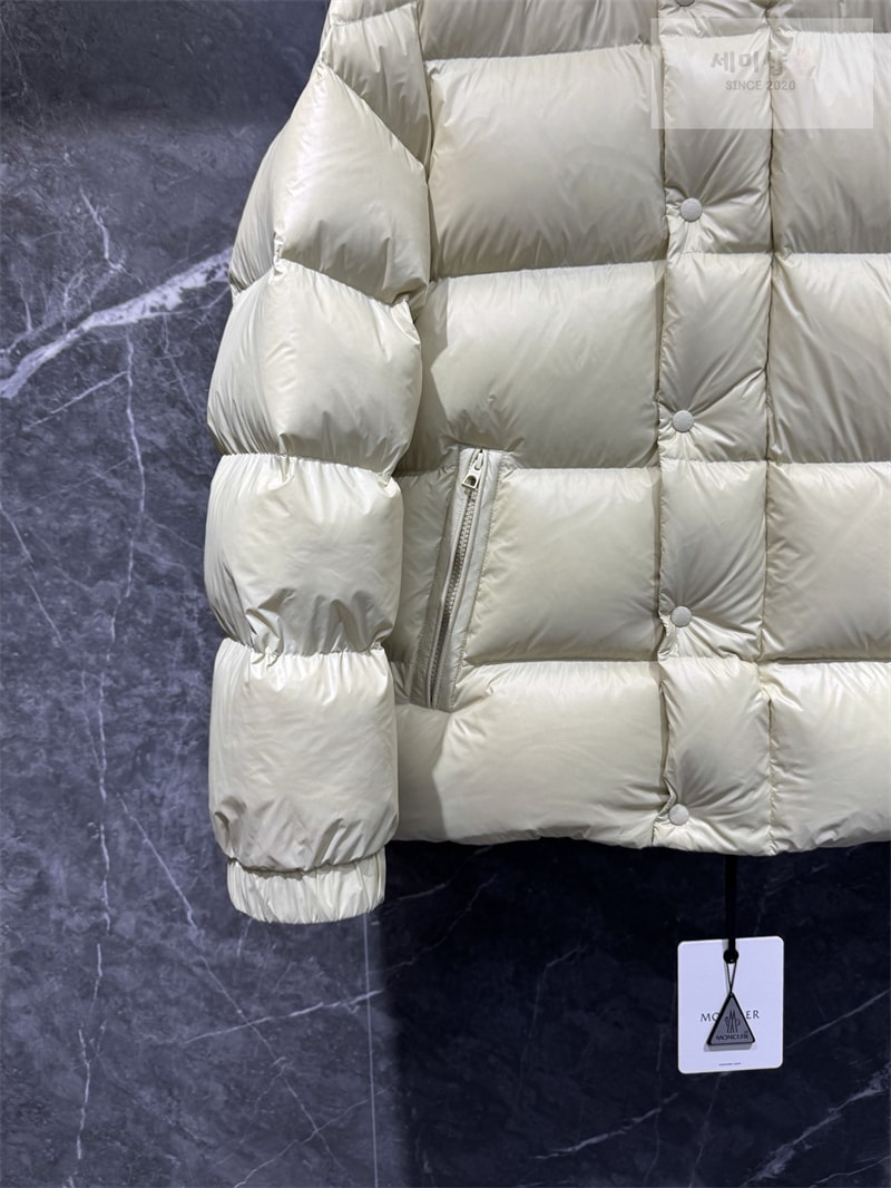 Moncler 몽클레어 Triripi 트리피티 숏 다운 패딩 자켓 블랙 의류 13번 이미지