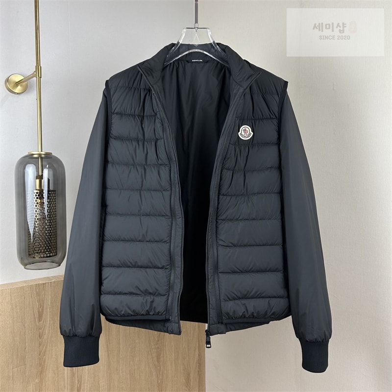 Moncler 몽클레어 Verney 버니 3-in-1 숏 다운 자켓 의류 12번 이미지