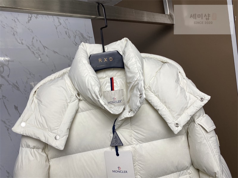Moncler 몽클레어 Vezere 베제르 다운 패딩 자켓 화이트 의류 6번 이미지