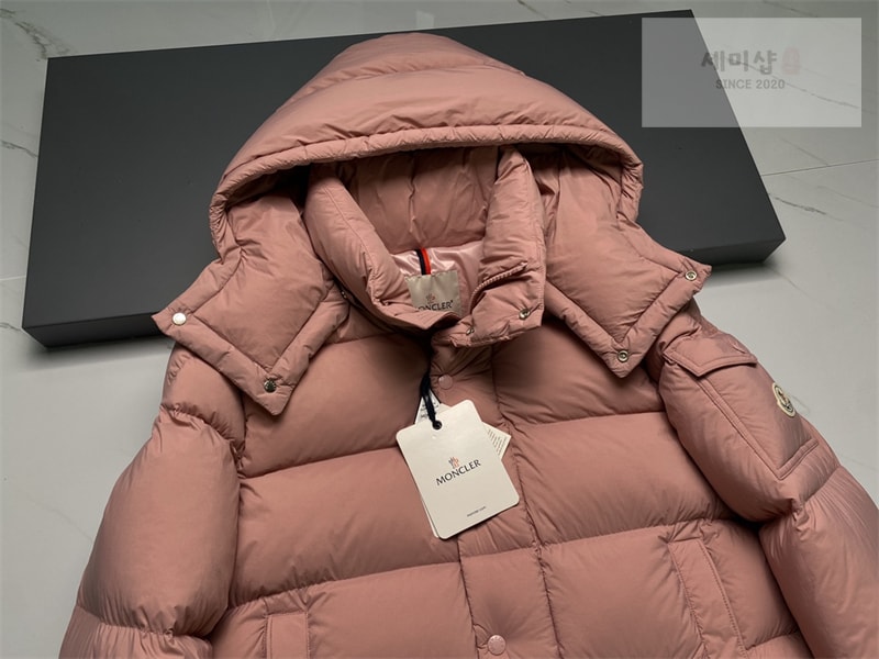 Moncler 몽클레어 Vezere 베제르 다운 패딩 자켓 화이트 의류 15번 이미지