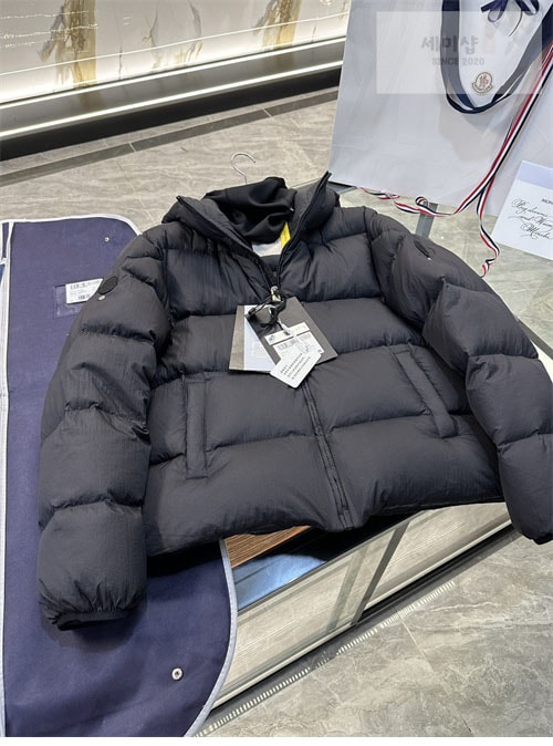 Moncler 몽클레어 x 1017 알릭스 9SM 아포디 다운 패딩 자켓 의류 14번 이미지