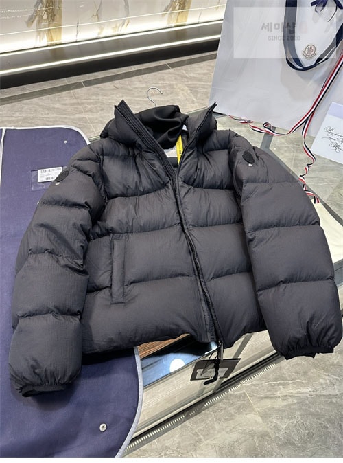 Moncler 몽클레어 x 1017 알릭스 9SM 아포디 다운 패딩 자켓 의류 15번 이미지