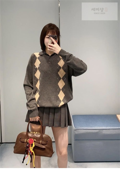 Miu Miu 미우미우 로고 아가일 캐시미어 폴로 셔츠 의류 1번 이미지