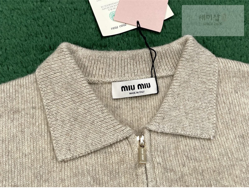 미우미우 미우미우 셰틀랜드 울 캐시미어 집업 가디건 레플리카 4번 이미지 - 의류 | 세미샵 레플리카 사이트