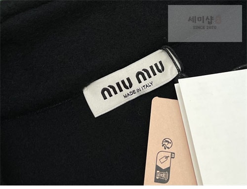 Miu Miu 미우미우 자수 로고 오버사이즈 플리스 반집업 스웨트셔츠 의류 4번 이미지