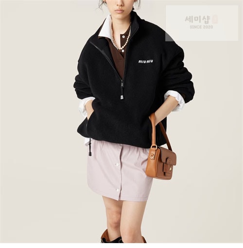 Miu Miu 미우미우 자수 로고 오버사이즈 플리스 반집업 스웨트셔츠 의류 6번 이미지