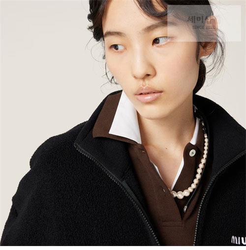 Miu Miu 미우미우 자수 로고 오버사이즈 플리스 반집업 스웨트셔츠 의류 8번 이미지