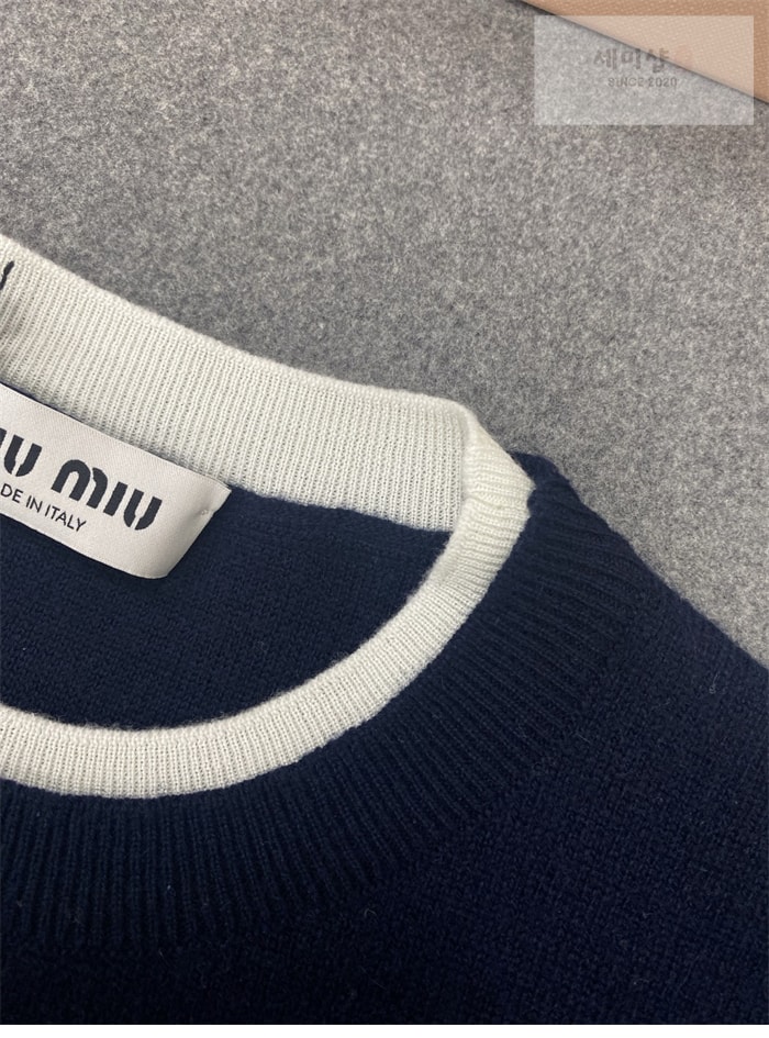 Miu Miu 미우미우 캐시미어 앤 울 크루넥 니트 스웨터 의류 11번 이미지