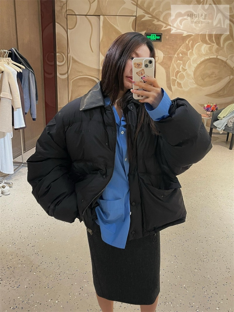 Miu Miu 미우미우 24FW 로고 숏 다운 자켓 의류 2번 이미지