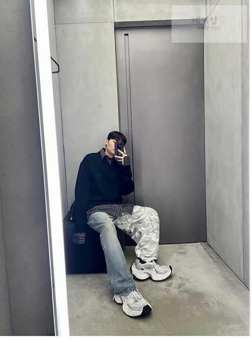 Balenciaga 발렌시아가 레이어드 셔츠 V 넥 스웨터 2컬러 의류 11번 이미지