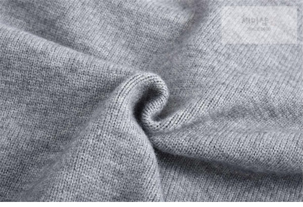 Balenciaga 발렌시아가 레이어드 V넥 셔츠 스웨터 의류 23번 이미지