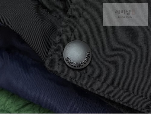 Balenciaga 발렌시아가 리버시블 Loop 스포츠 아이콘 푸퍼 패딩 자켓 의류 6번 이미지