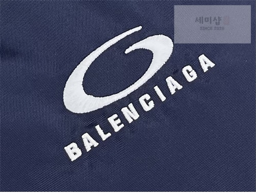 Balenciaga 발렌시아가 리버시블 Loop 스포츠 아이콘 푸퍼 패딩 자켓 의류 25번 이미지