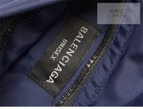 Balenciaga 발렌시아가 리버시블 Loop 스포츠 아이콘 푸퍼 패딩 자켓 의류 8번 이미지